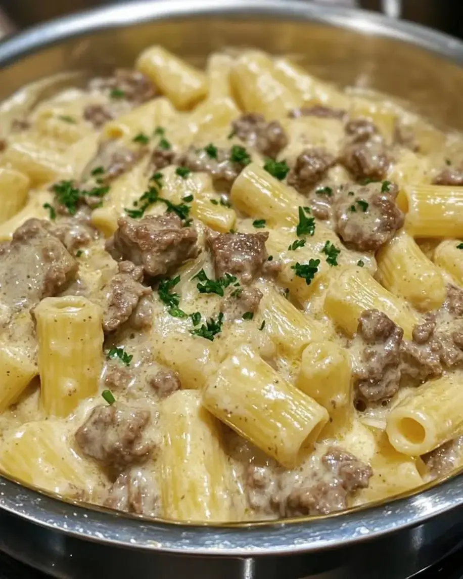 Creamy Beef and Garlic Butter Rigatoni