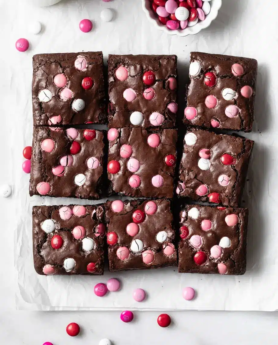 EASY Valentines MMs Brownies